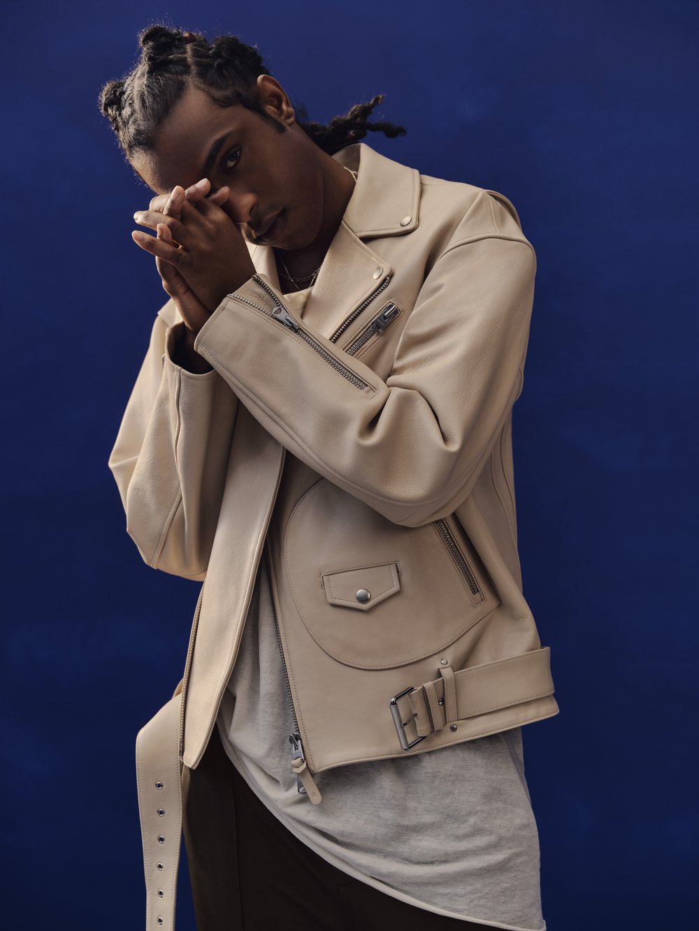 BAKAR: MUSICIAN. MODEL. TASTEMAKER.