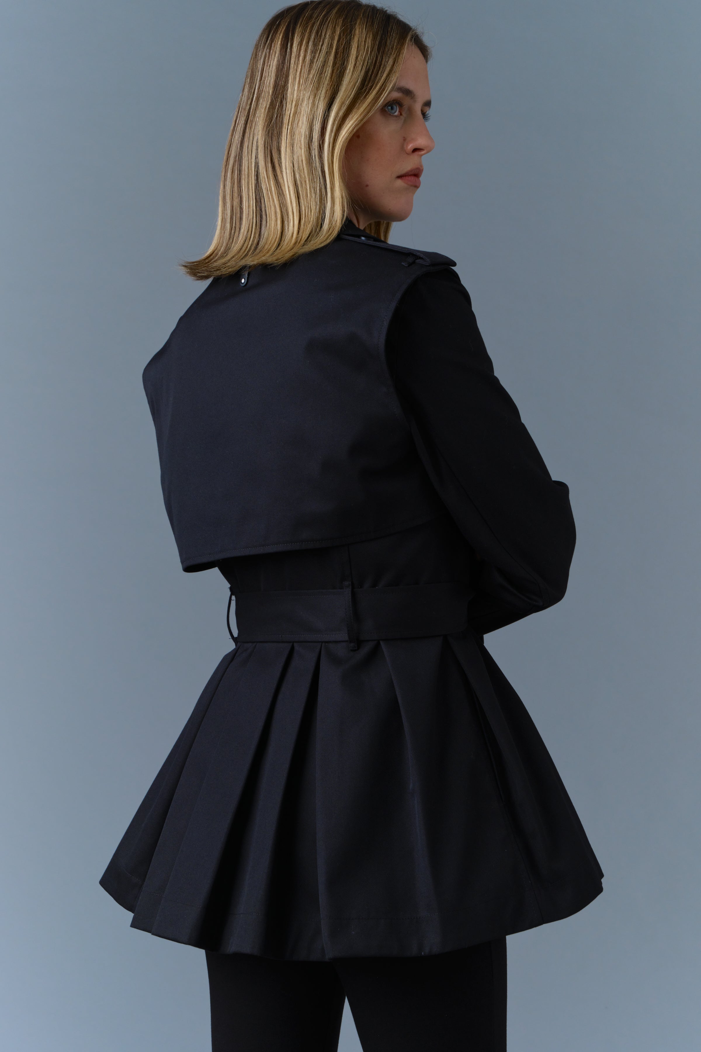 ADVA Mid-Length buckled belt trench | Mackage® UK