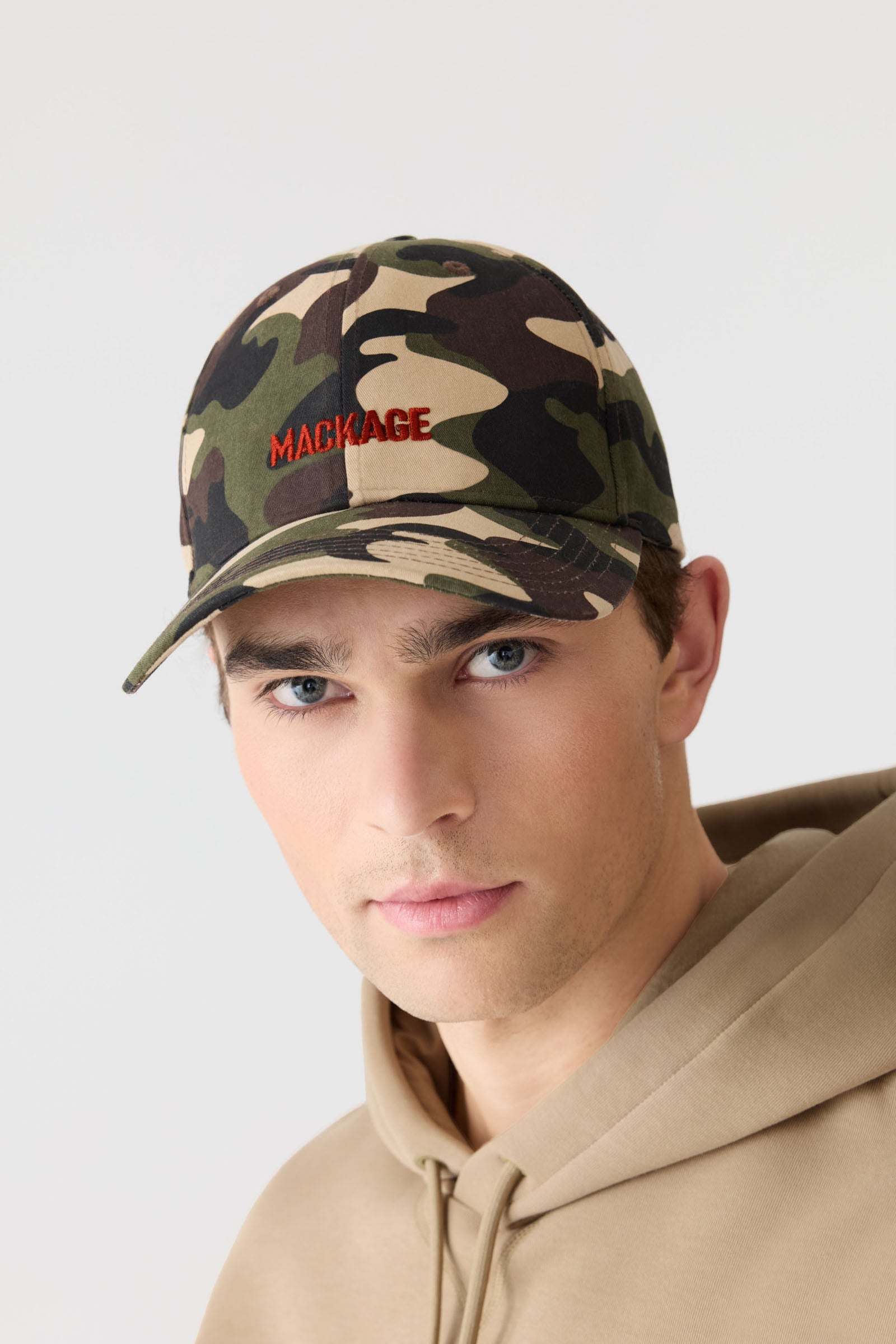 ANDERSON-CAMO