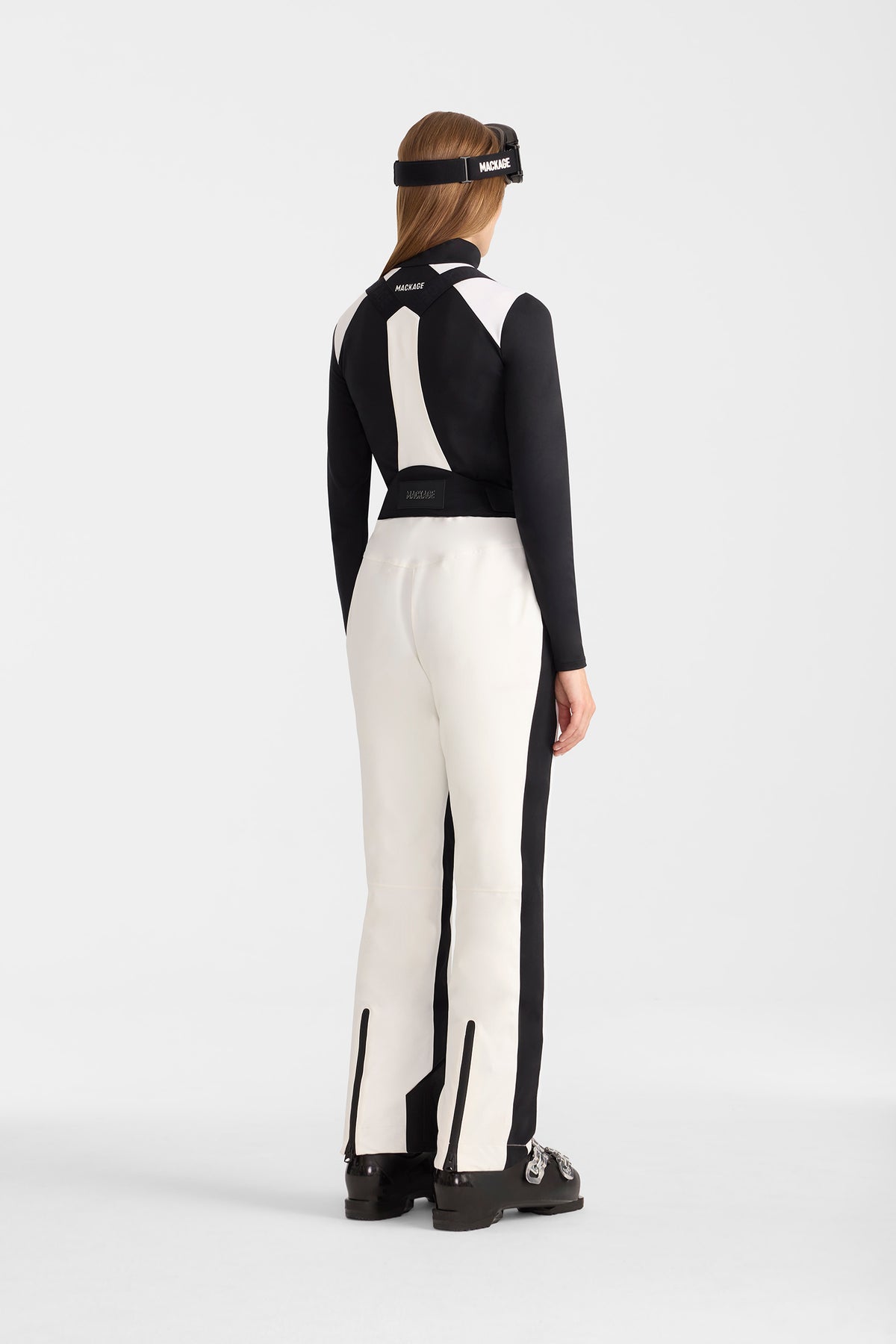 NYOMI-R