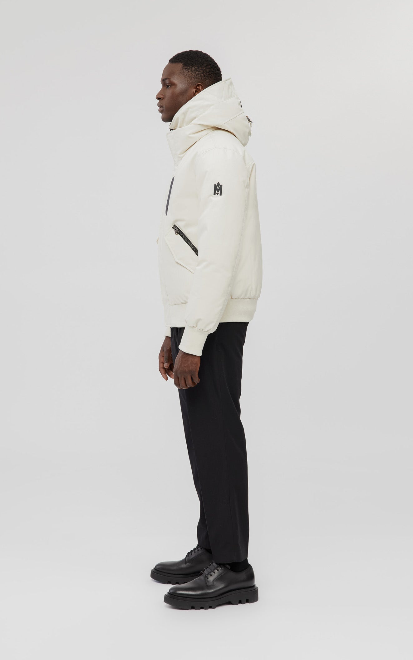 m*様 DEFORM DOCKING NYLON JACKET Ivory DIXON-NFR 2-in-1 Down bomber jacket with hooded bib for Men